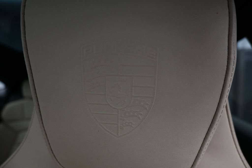 Certified 2022 Porsche Taycan 4S AWD/4WD image 10