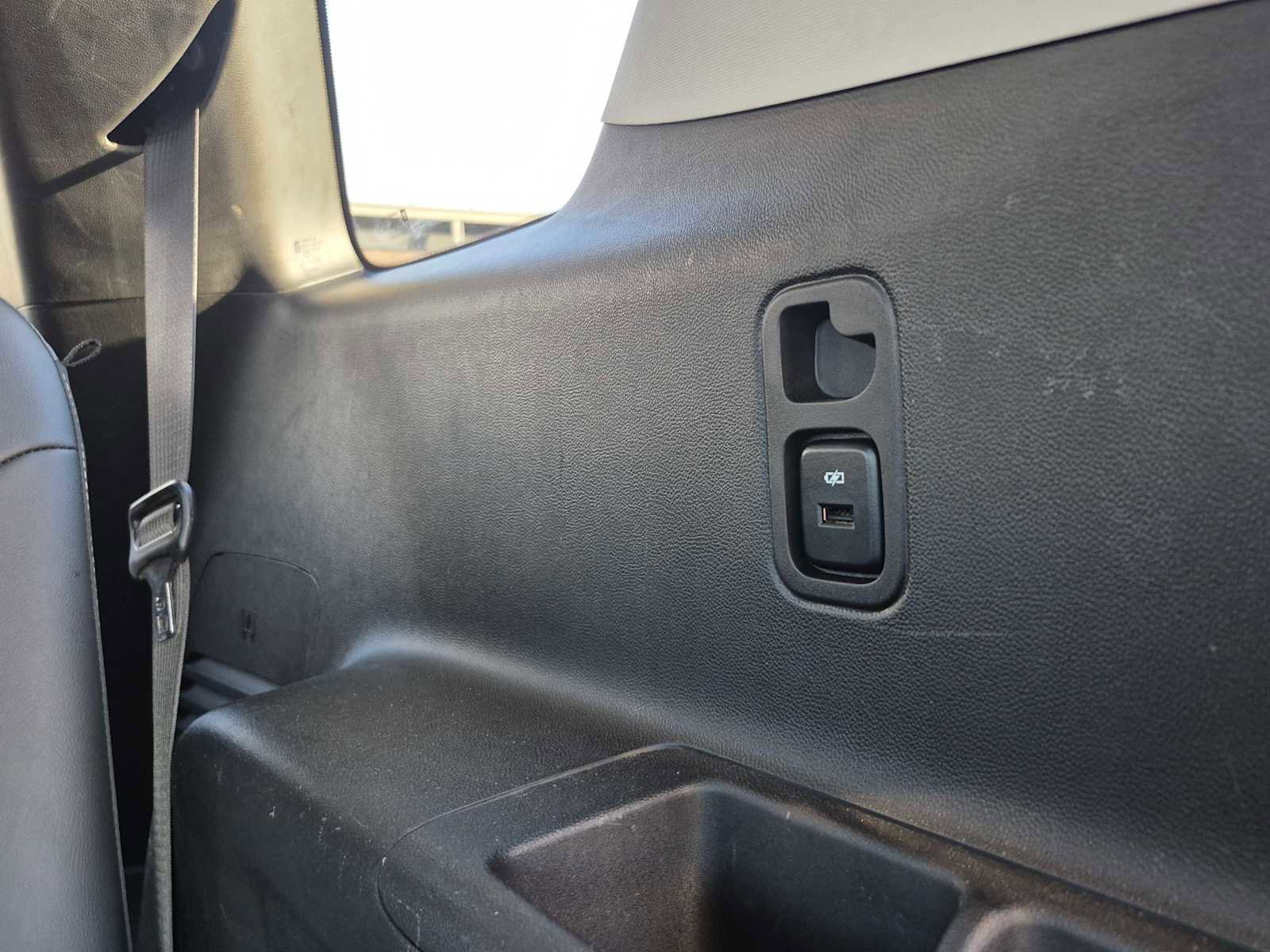 Used 2019 Chevrolet Traverse LT image 37