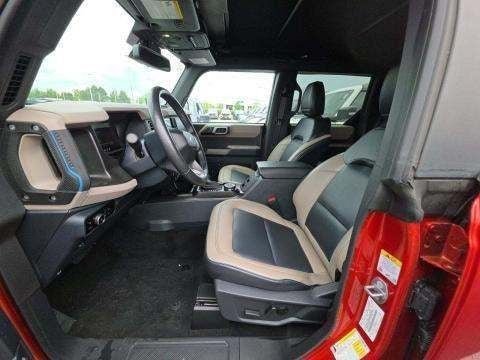 Used 2023 Ford Bronco Wildtrak AWD/4WD image 7