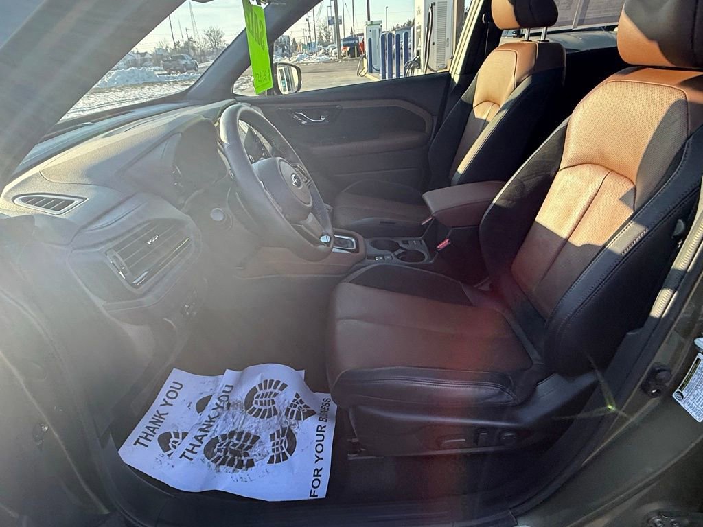 Used 2025 Subaru Forester Touring image 21