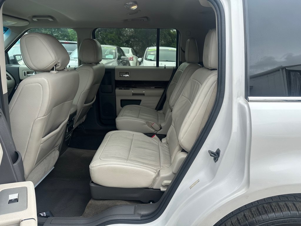 Used 2012 Ford Flex SEL w/ Equipment Group Order Code FWD image 16