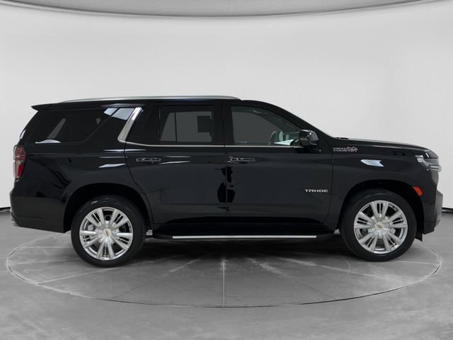 Used 2023 Chevrolet Tahoe High Country AWD/4WD image 2