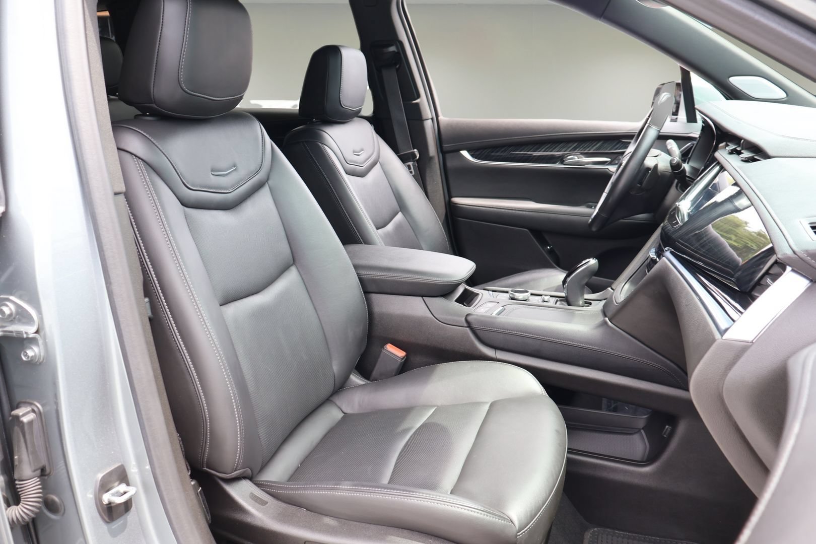 Certified 2023 Cadillac XT6 Premium Luxury AWD/4WD image 21