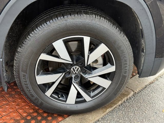 Used 2022 Volkswagen Atlas Cross Sport SE image 8