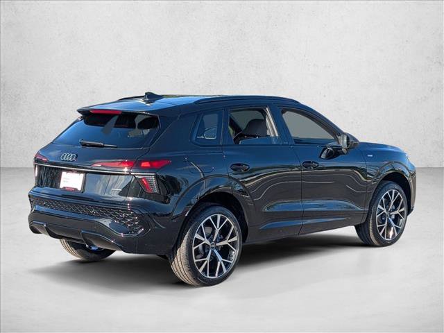 New 2026 Audi Q3 quattro 2.0T AWD/4WD image 2