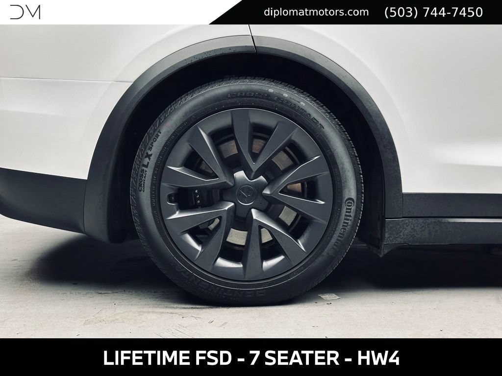 Used 2025 Tesla Model X AWD/4WD image 42