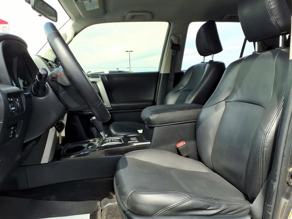 Used 2016 Toyota 4Runner SR5 image 14