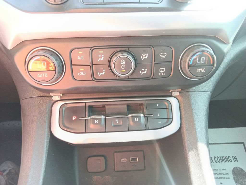 Used 2021 GMC Acadia SLE w/ Driver Convenience Package FWD image 28