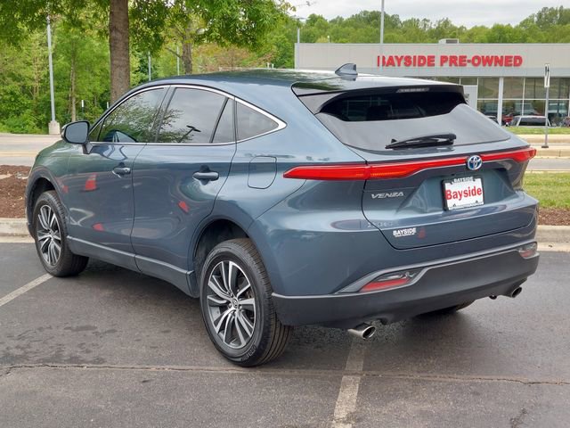 Used 2024 Toyota Venza LE AWD/4WD image 7