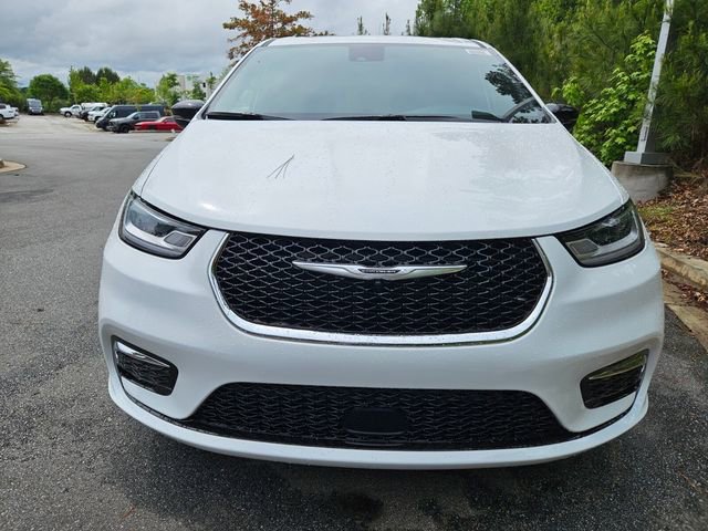 New 2025 Chrysler Pacifica Select FWD image 2