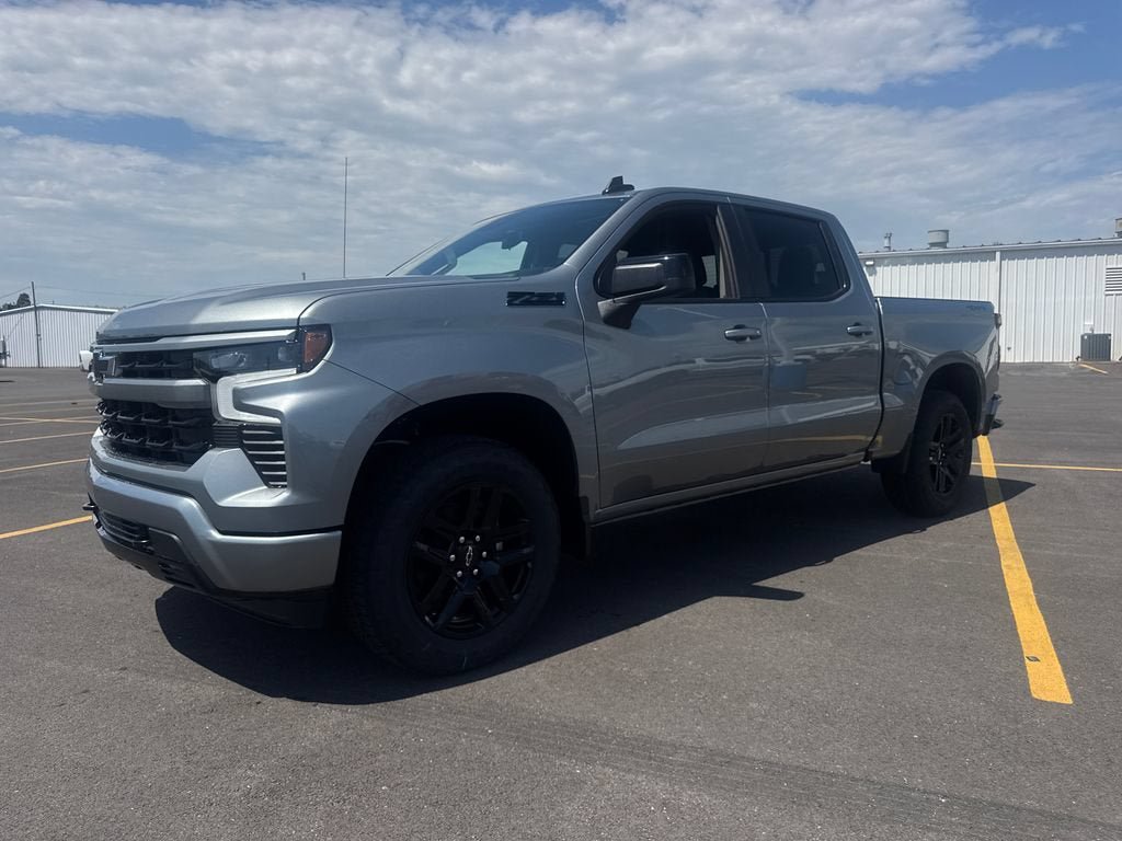 New 2026 Chevrolet Silverado 1500 RST w/ Dark Appearance Package AWD/4WD image 2