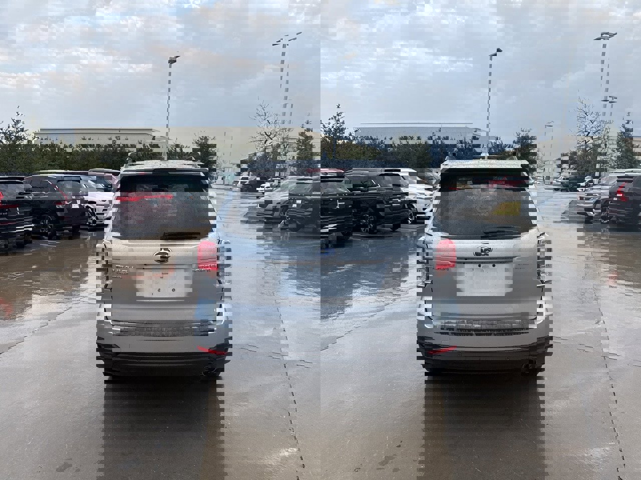 Used 2018 Subaru Forester 2.5i Touring w/ Popular Package #2 image 6