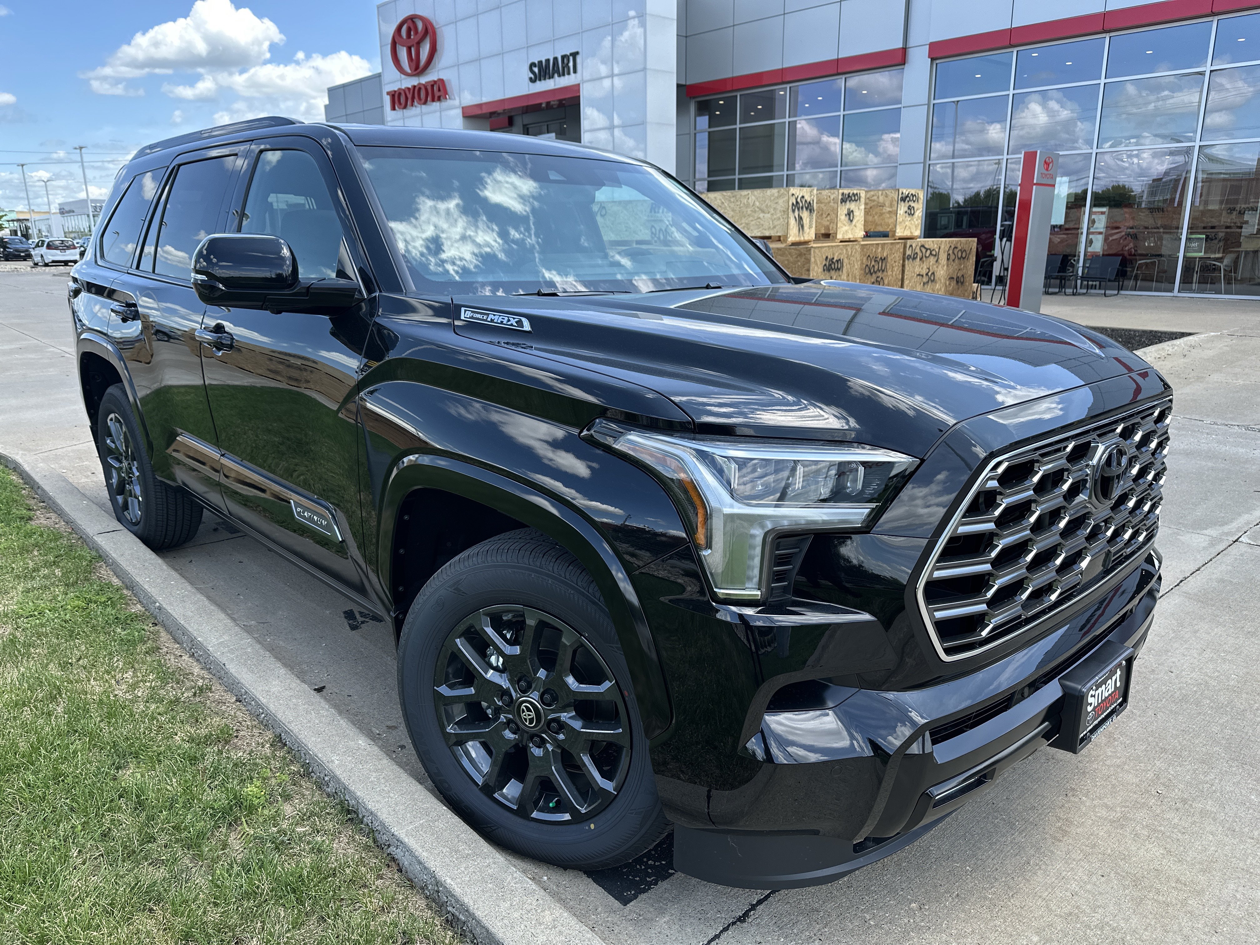New 2026 Toyota Sequoia Platinum AWD/4WD image 1