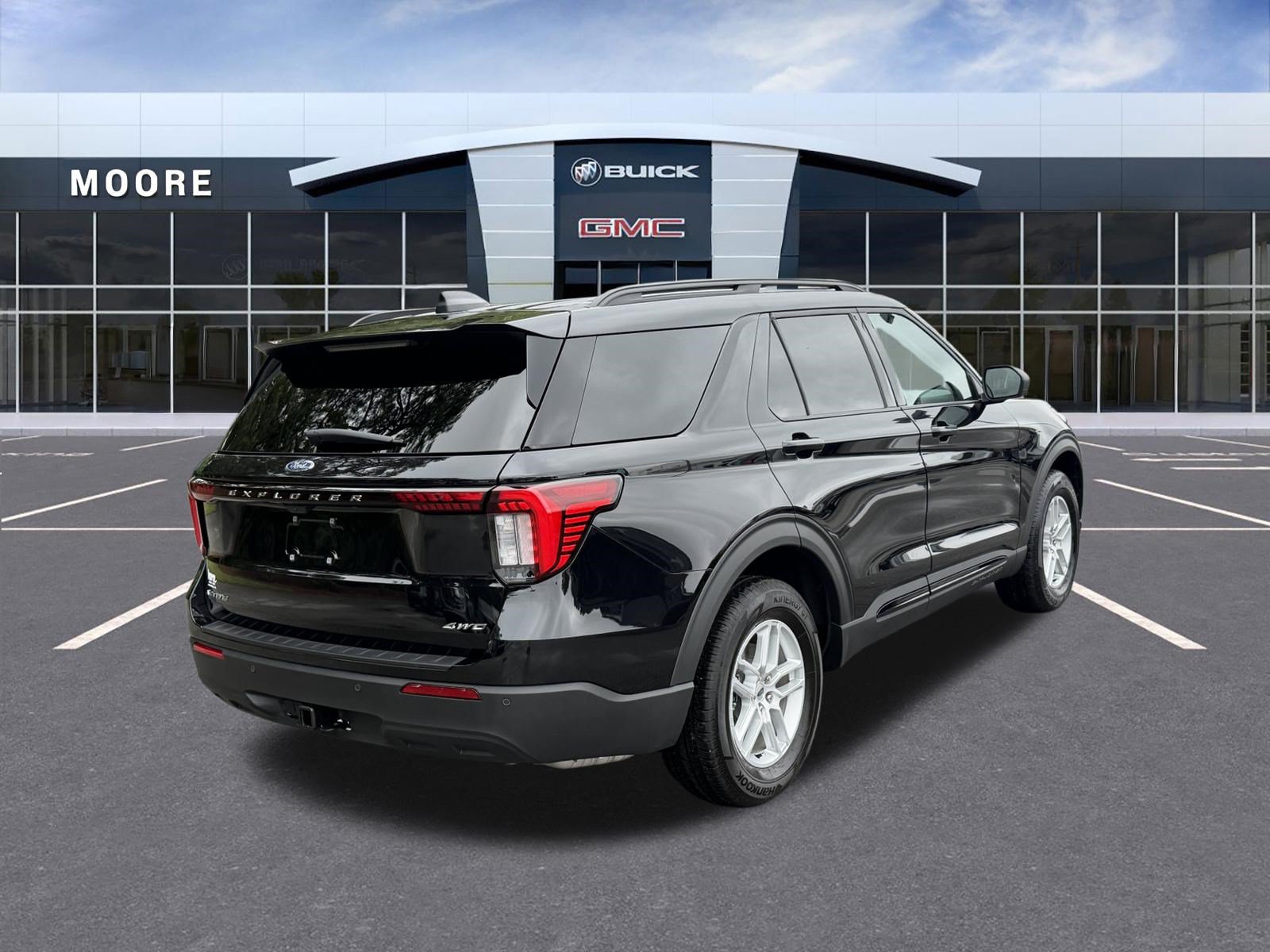 Used 2026 Ford Explorer Active AWD/4WD image 3