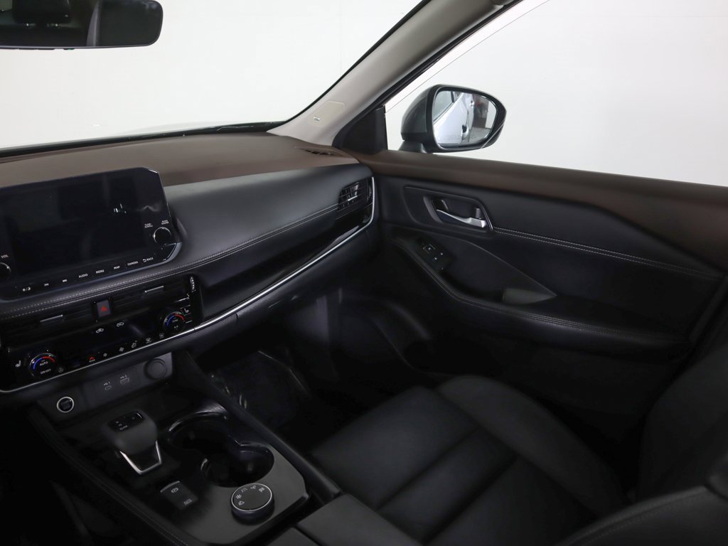 Used 2023 Nissan Rogue SL w/ SL Premium Package image 39