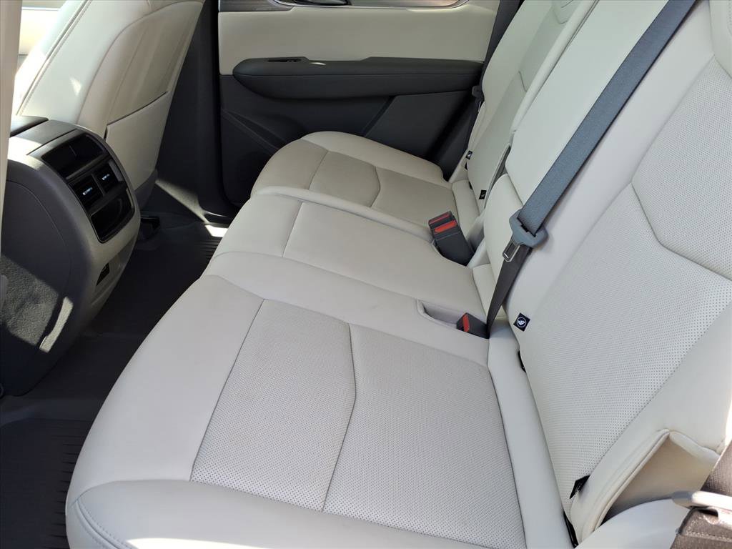 Used 2023 Cadillac XT5 Premium Luxury w/ LPO, Floor Liner Package image 10