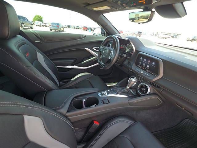 Used 2023 Chevrolet Camaro SS RWD image 19