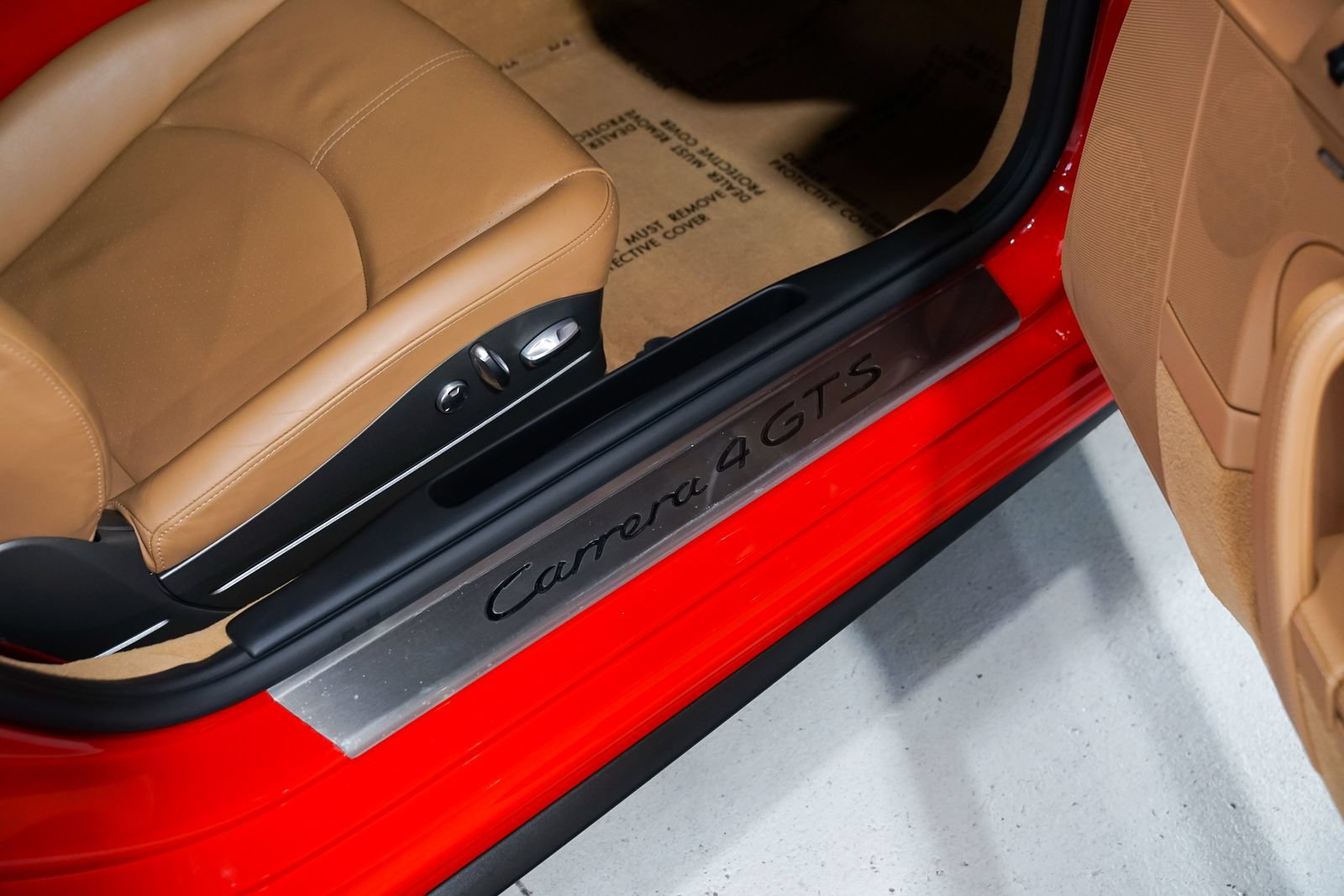 Used 2012 Porsche 911 Carrera 4 GTS AWD/4WD image 32