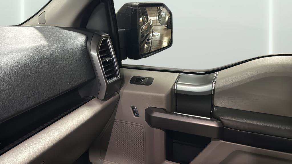 Used 2017 Ford F150 XLT w/ Equipment Group 302A Luxury image 28