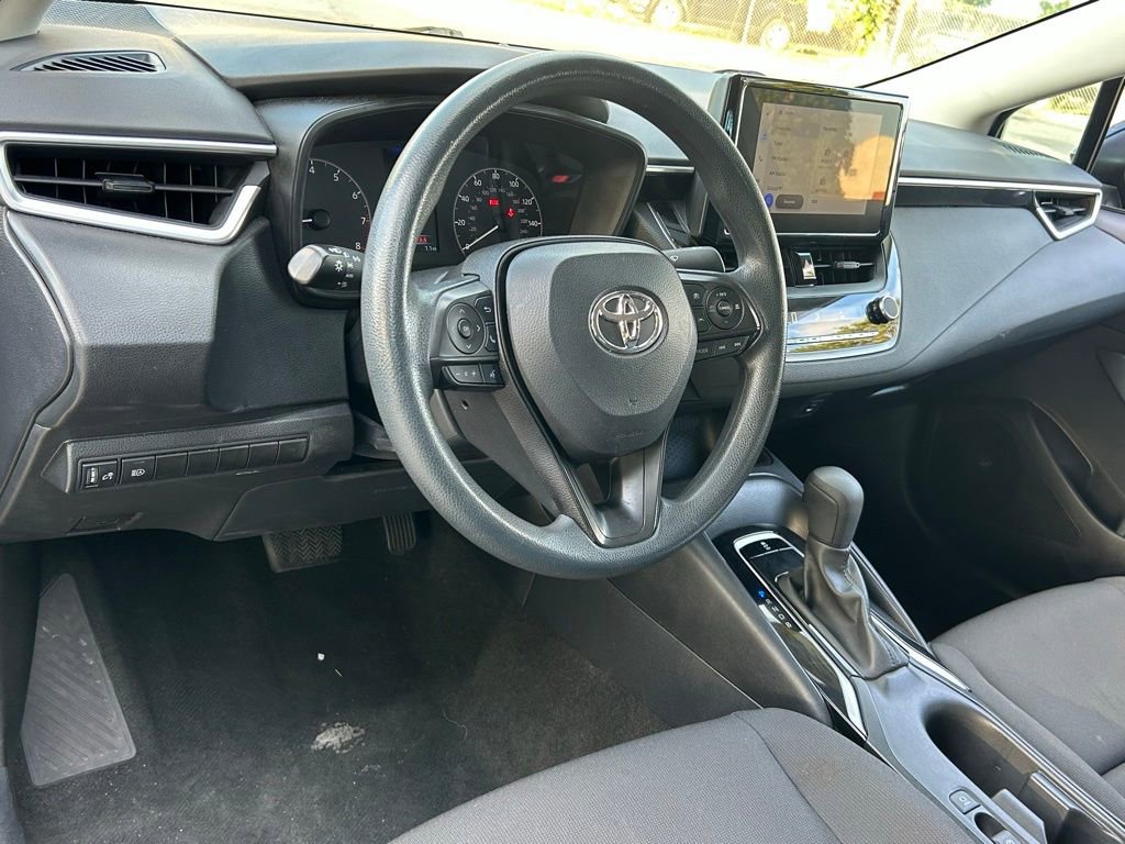 Used 2023 Toyota Corolla LE FWD image 38