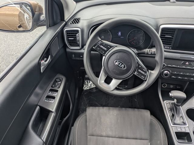 Used 2021 Kia Sportage LX FWD image 16