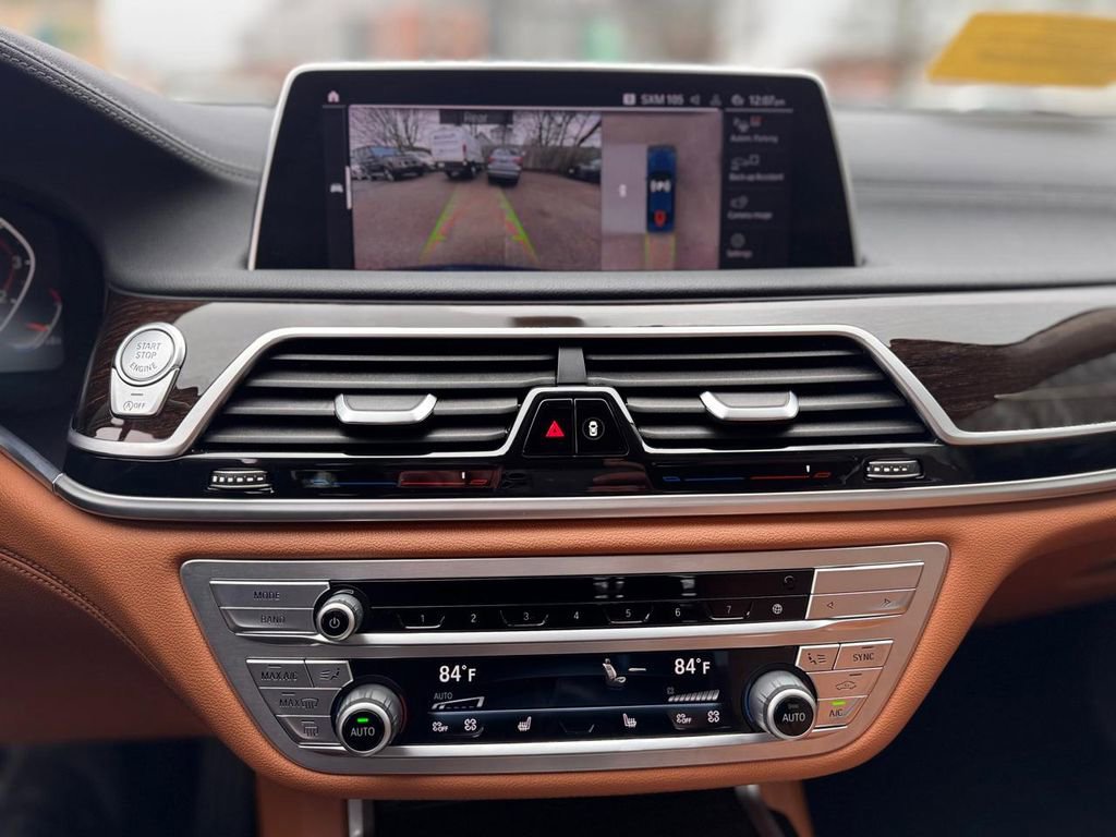 Used 2021 BMW 740i xDrive image 16