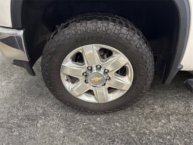 Used 2022 Chevrolet Silverado 2500 LTZ w/ LTZ Convenience Package image 12