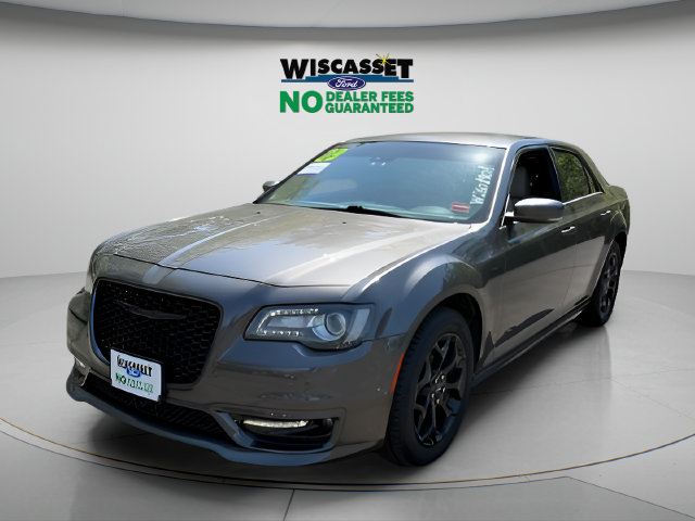 Used 2023 Chrysler 300 Touring L w/ Popular Equipment Group AWD/4WD image 19