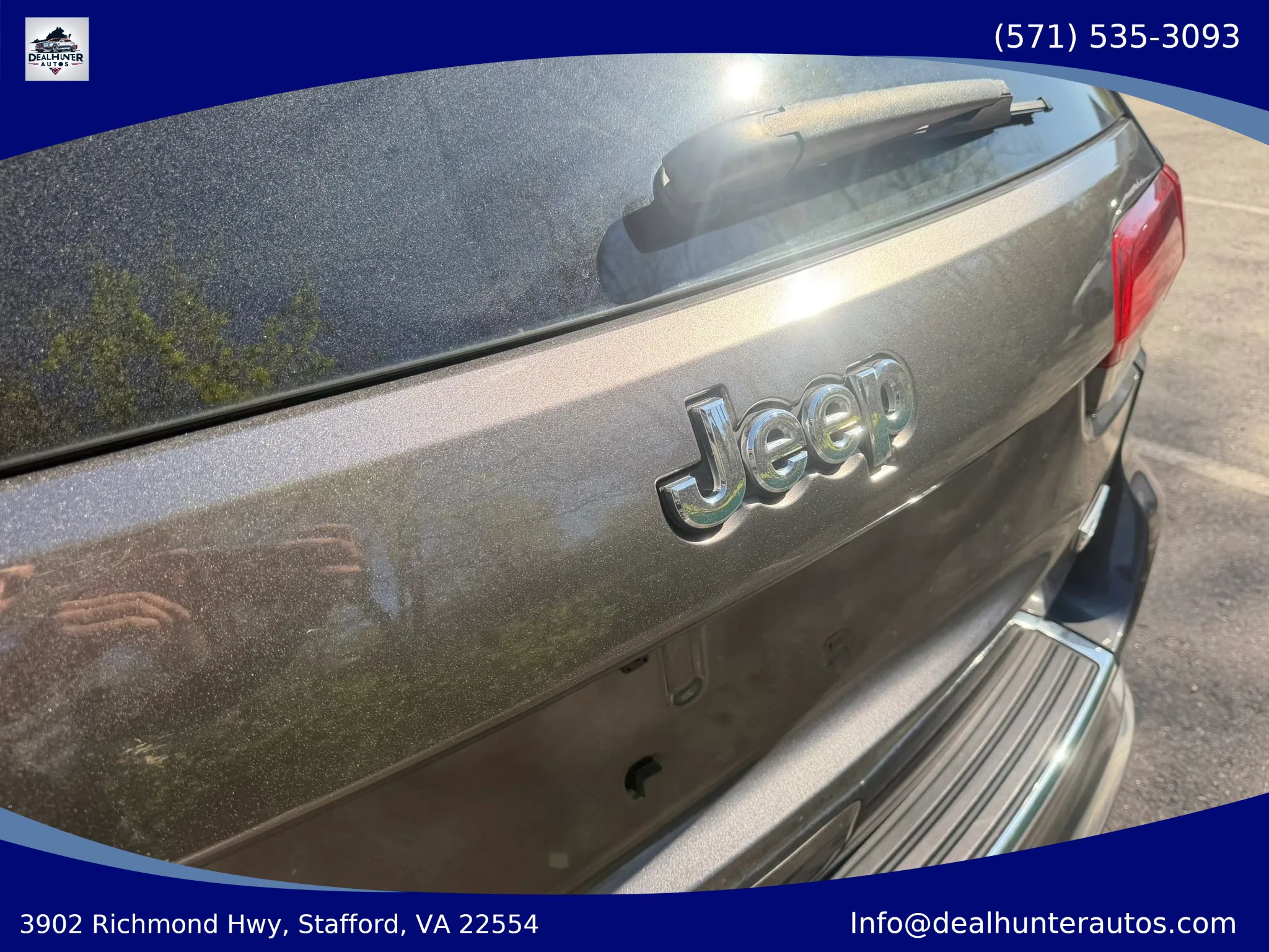 Used 2015 Jeep Grand Cherokee Summit AWD/4WD image 13
