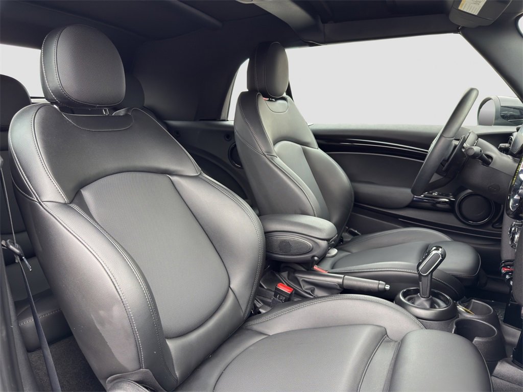 Used 2022 MINI Cooper S image 21