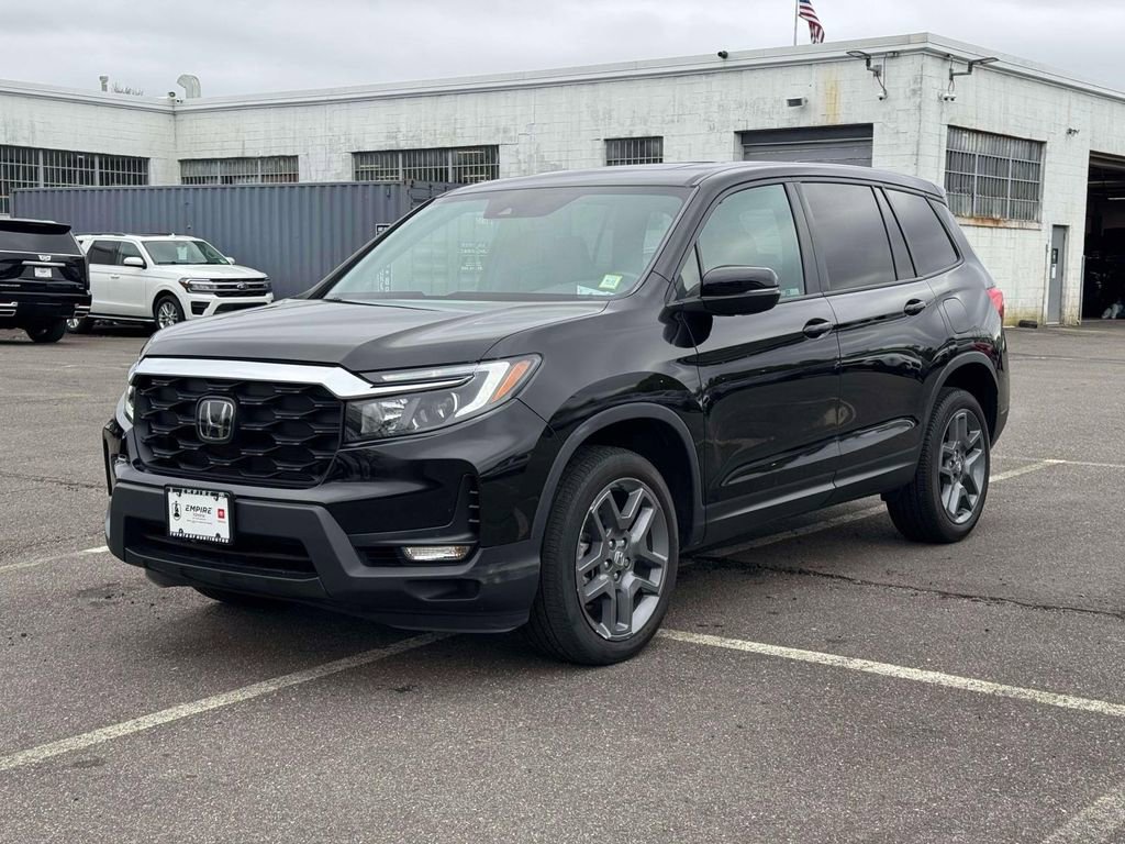 Used 2023 Honda Passport EX-L image 3