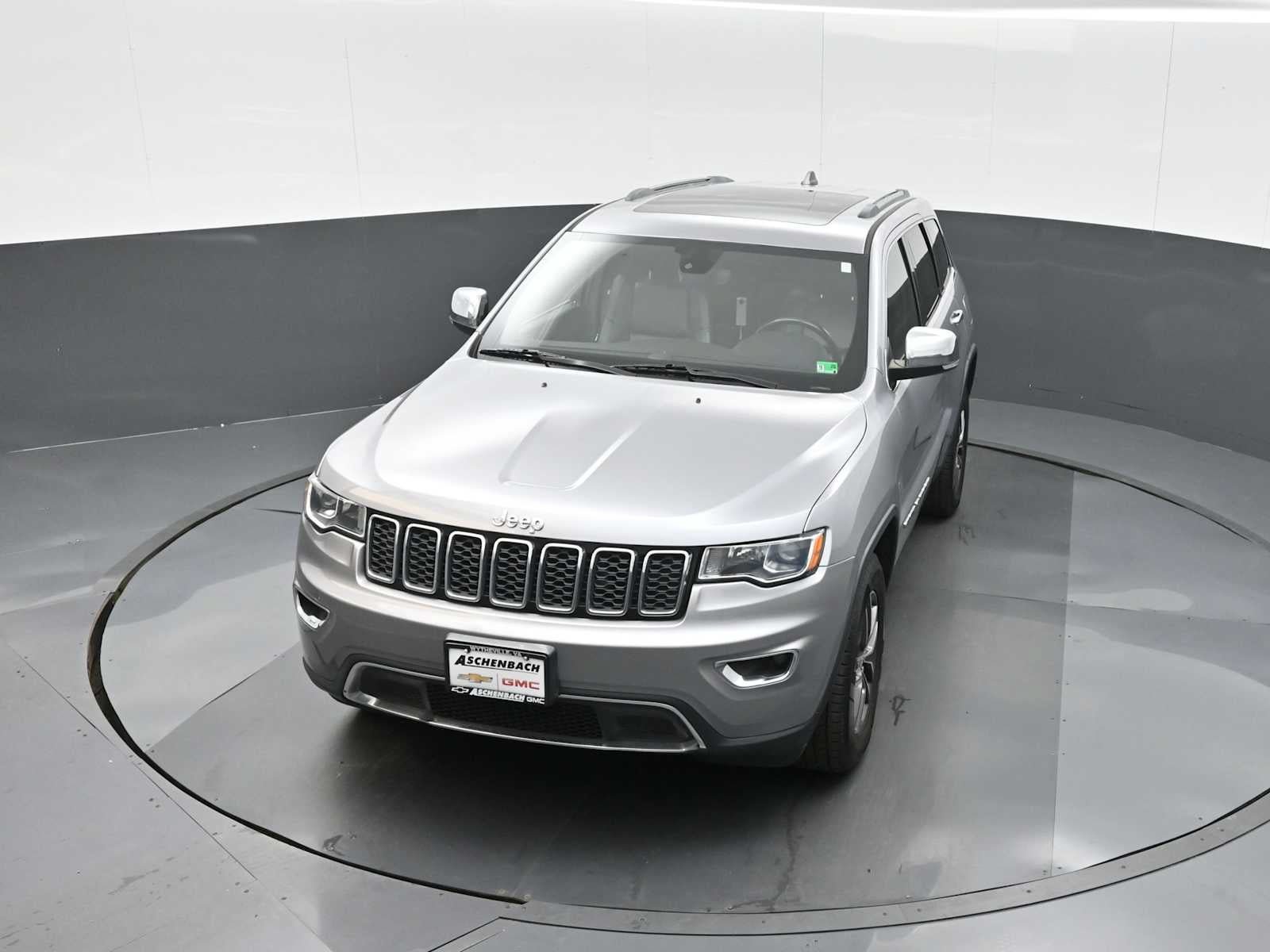 Used 2021 Jeep Grand Cherokee Limited w/ Luxury Group II AWD/4WD image 19