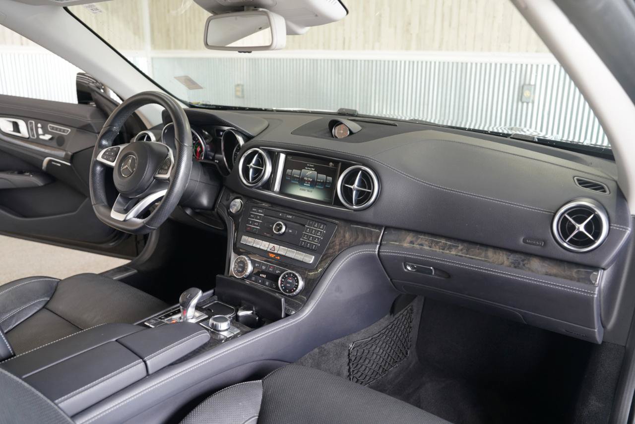 Used 2017 Mercedes-Benz SL 450 image 16