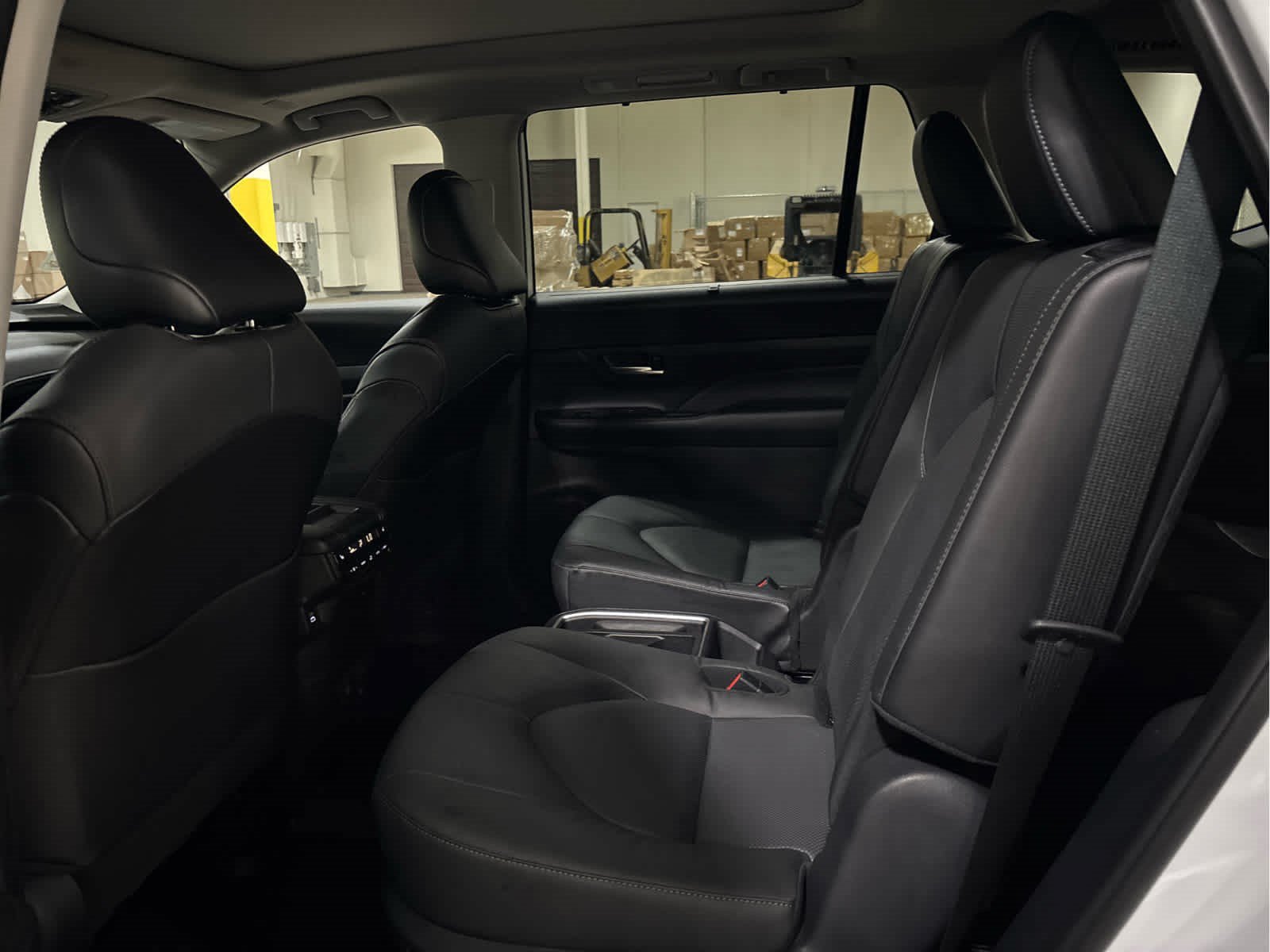 Certified 2025 Toyota Grand Highlander AWD Hybrid image 7