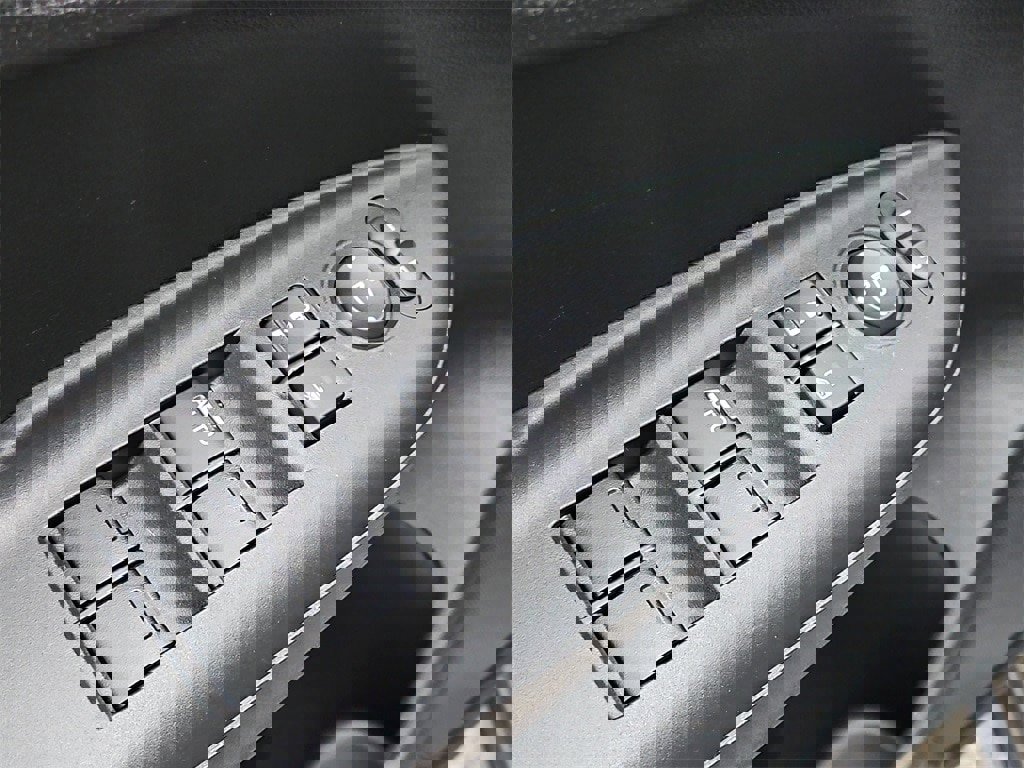 Used 2017 Honda Fit LX image 20