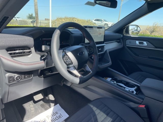 New 2025 Ford Explorer ST-Line w/ Premium Package image 9