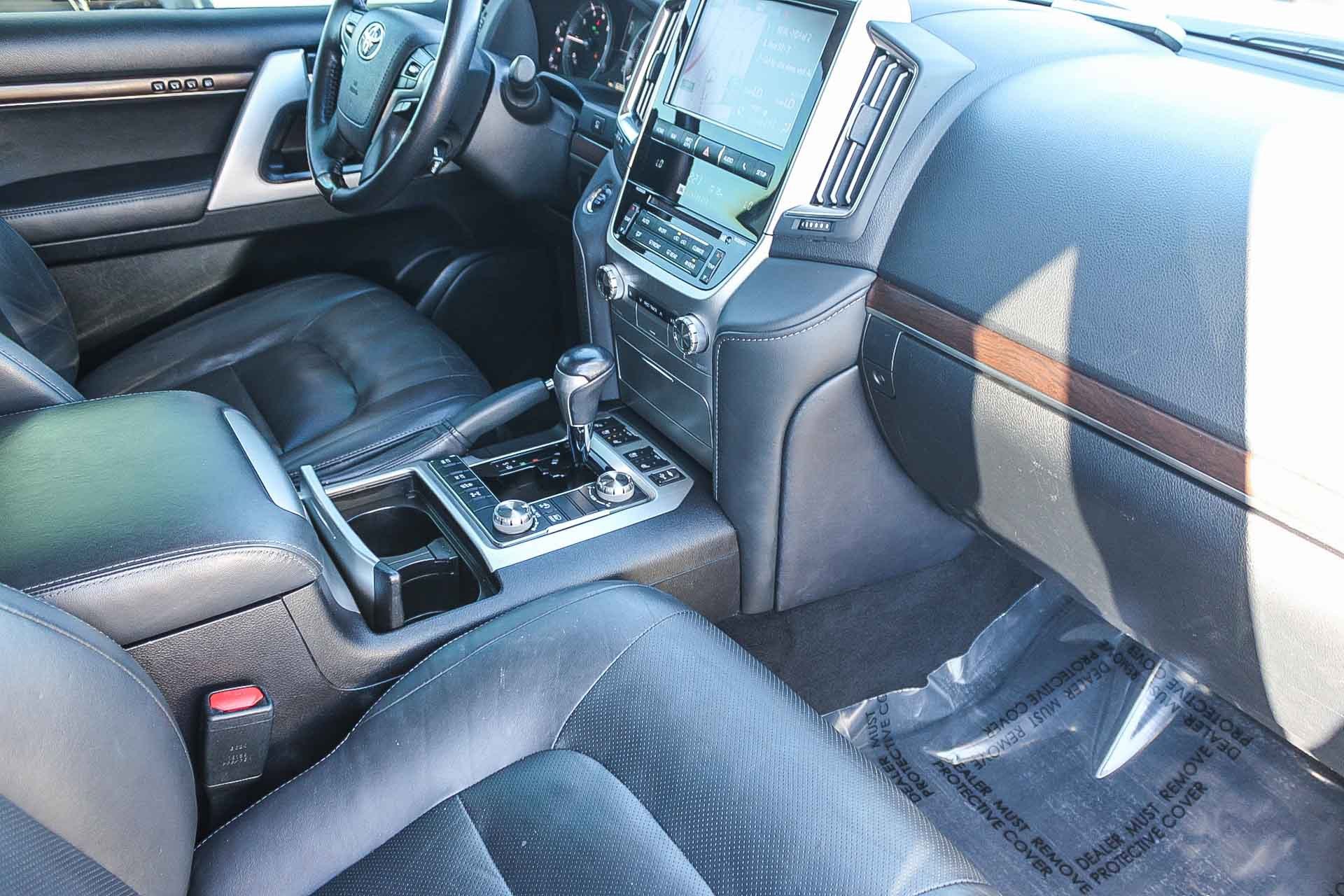 Certified 2021 Toyota Land Cruiser image 17