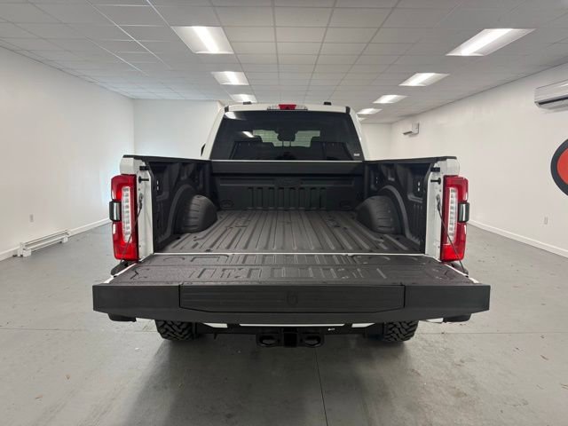 New 2026 Ford F350 Lariat w/ Black Appearance Package image 8