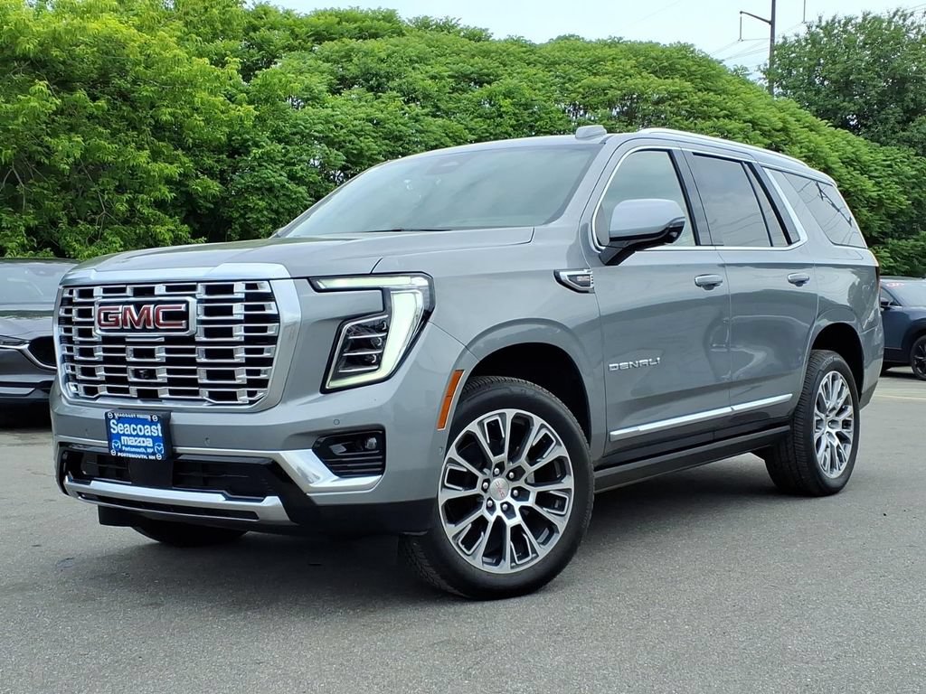 Used 2026 GMC Yukon Denali w/ Sun & Power Step Package AWD/4WD image 1