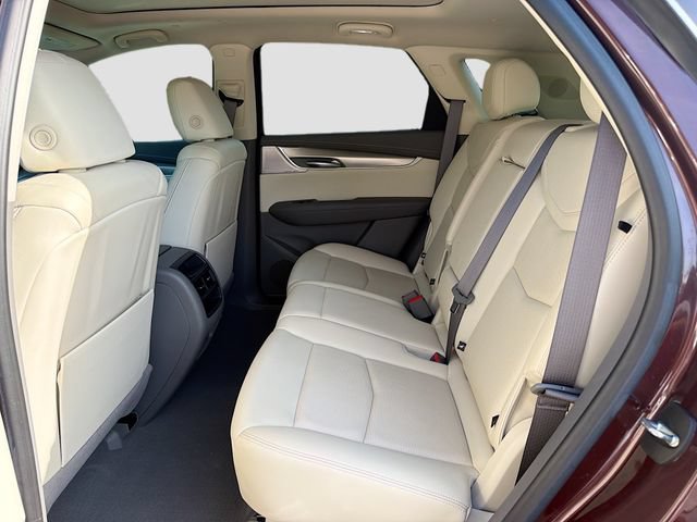 Used 2022 Cadillac XT5 Premium Luxury w/ Technology Package AWD/4WD image 20
