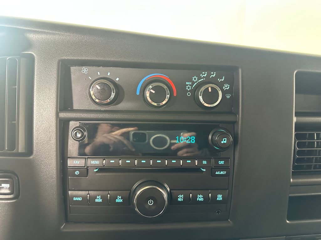 Used 2016 Chevrolet Express 3500 LT w/ LT Preferred Equipment Group image 25