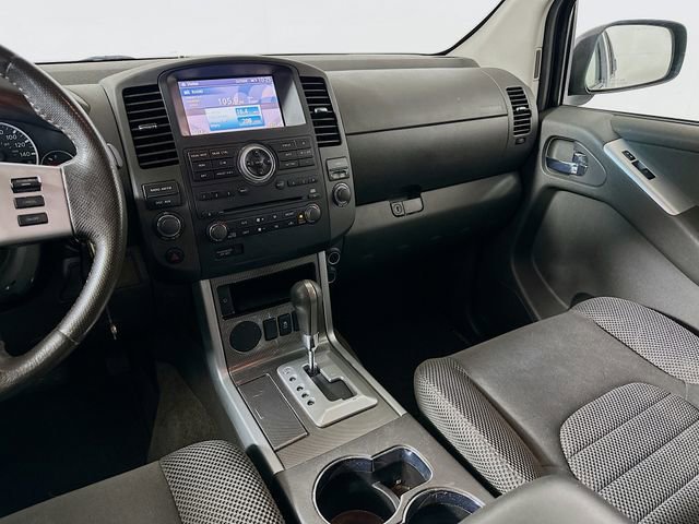Used 2012 Nissan Pathfinder SV image 24