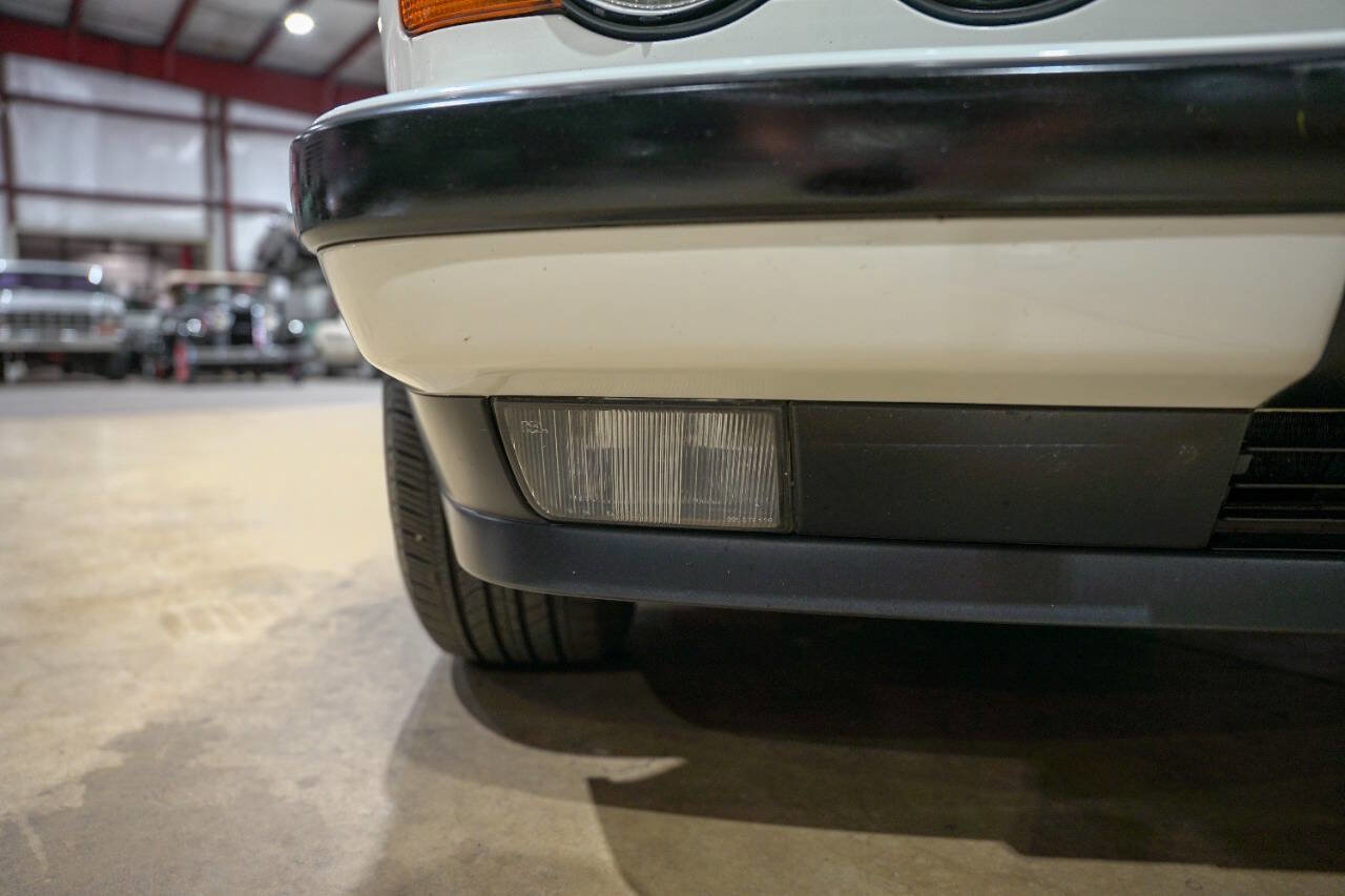 Used 1993 BMW 535i Sedan image 28