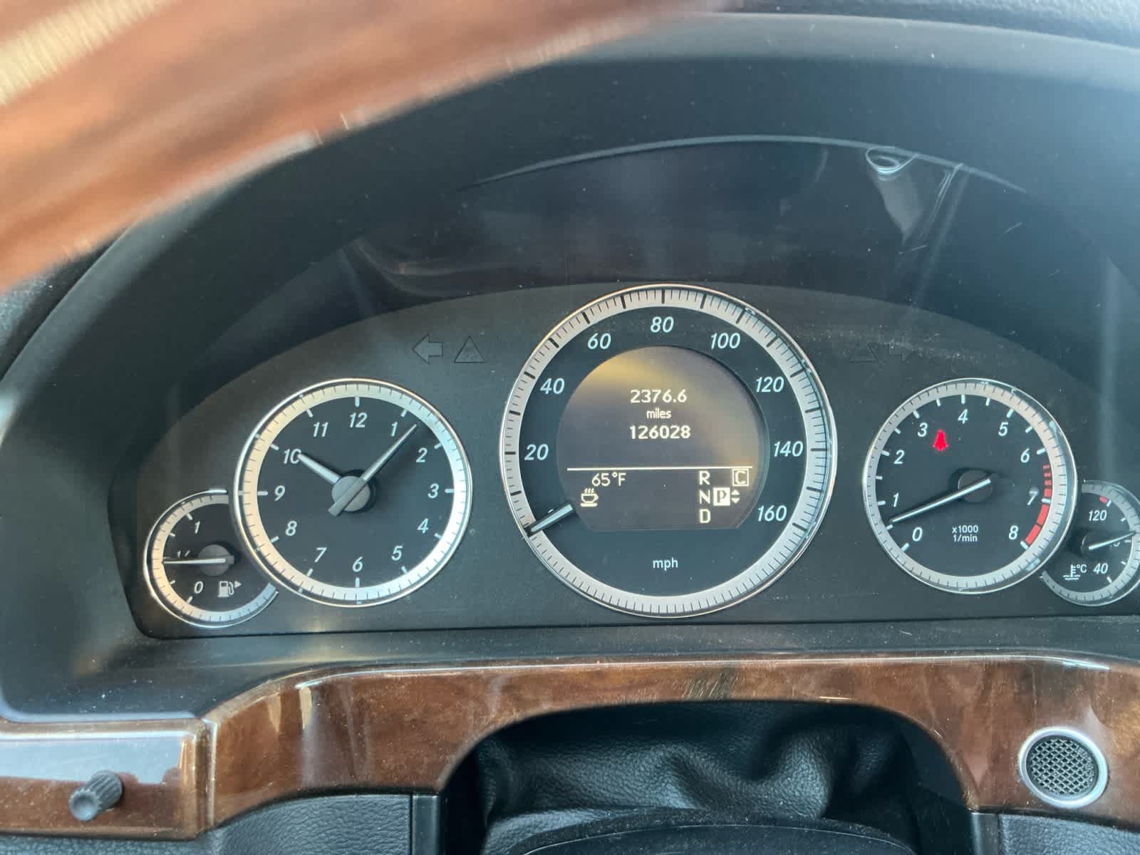 Used 2010 Mercedes-Benz E 350 4MATIC Sedan image 16