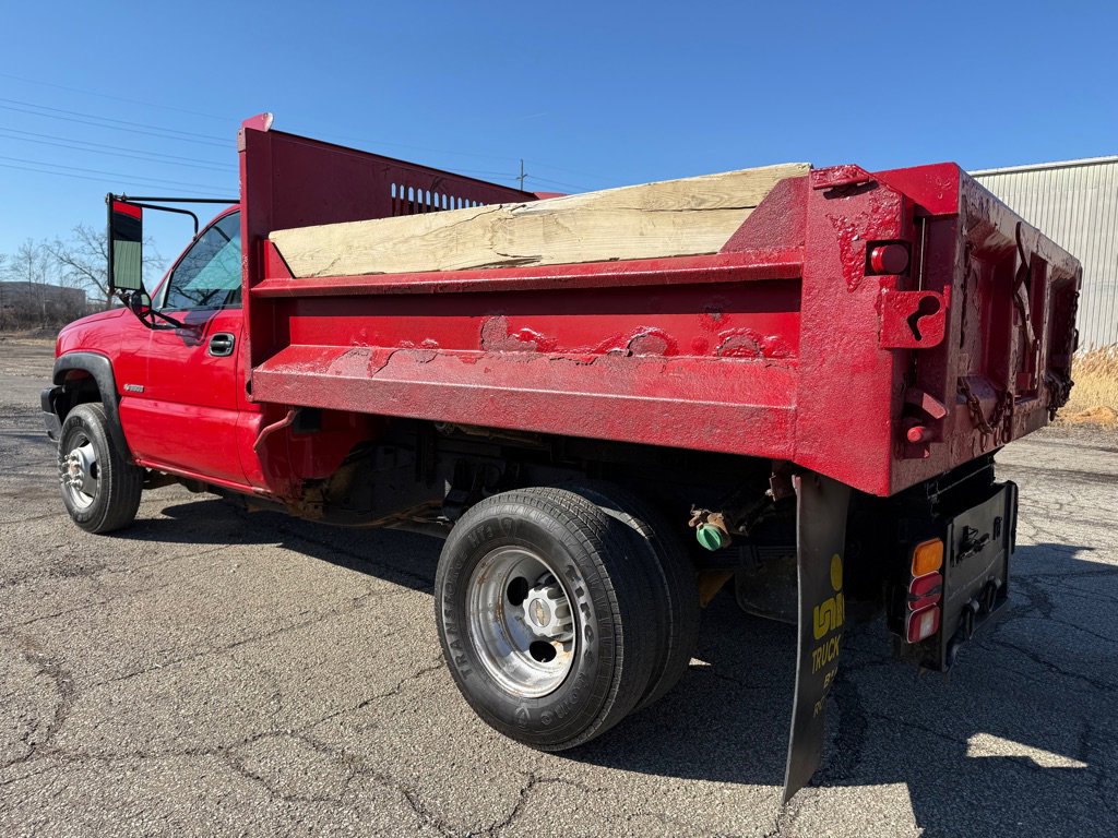 Used 2003 Chevrolet Silverado 3500 4x4 Regular Cab w/ Snow Plow Prep Package image 5