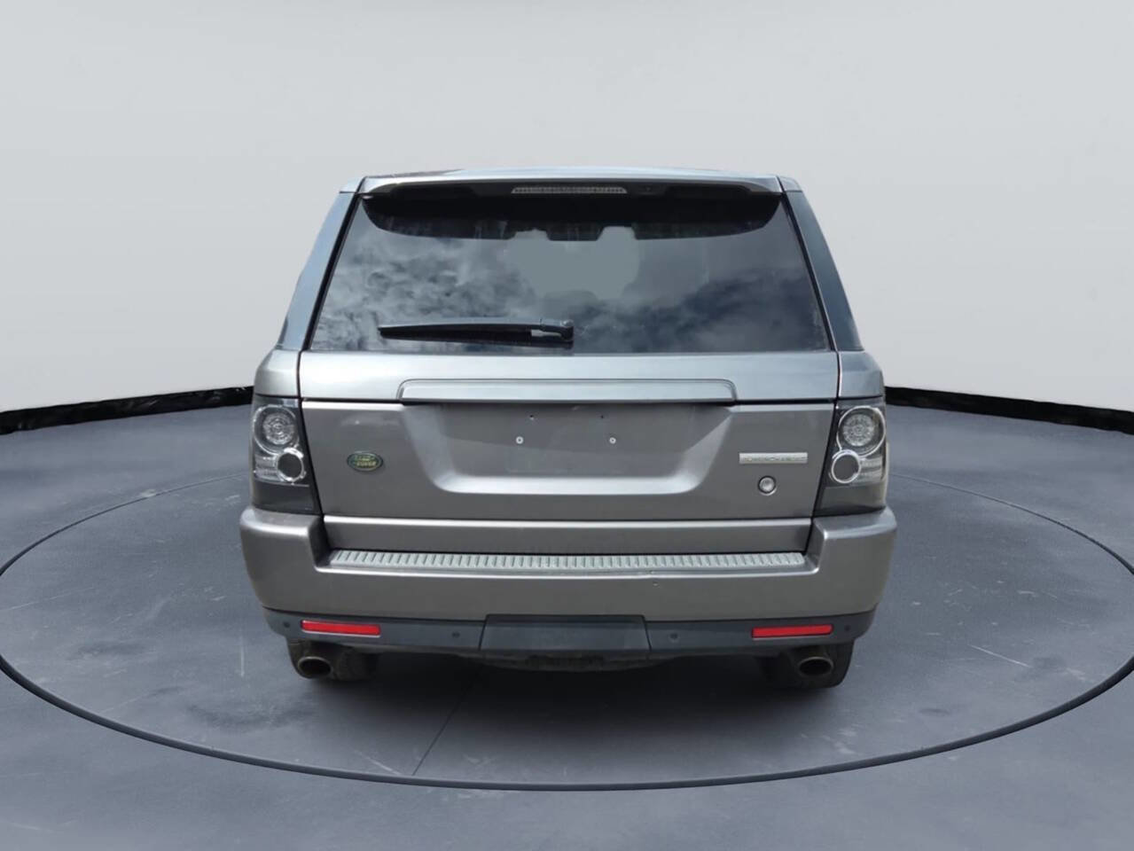 Used 2010 Land Rover Range Rover Sport Supercharged image 4