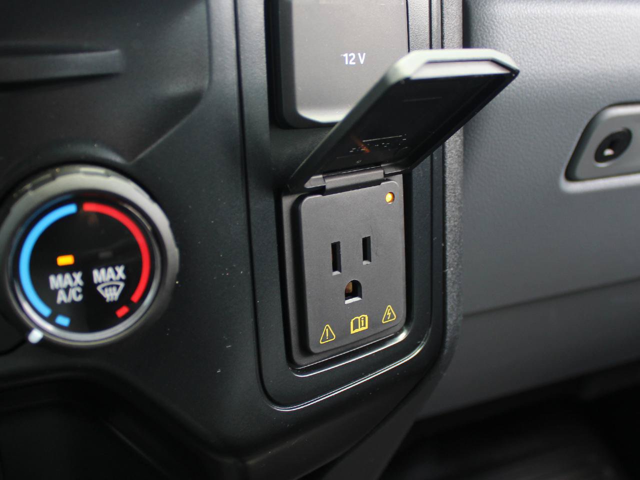 Used 2025 Ford F350 XL AWD/4WD image 31