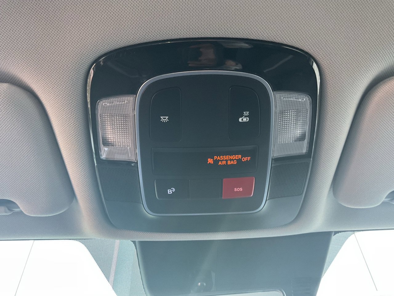 Used 2025 Hyundai Sonata SEL FWD image 17