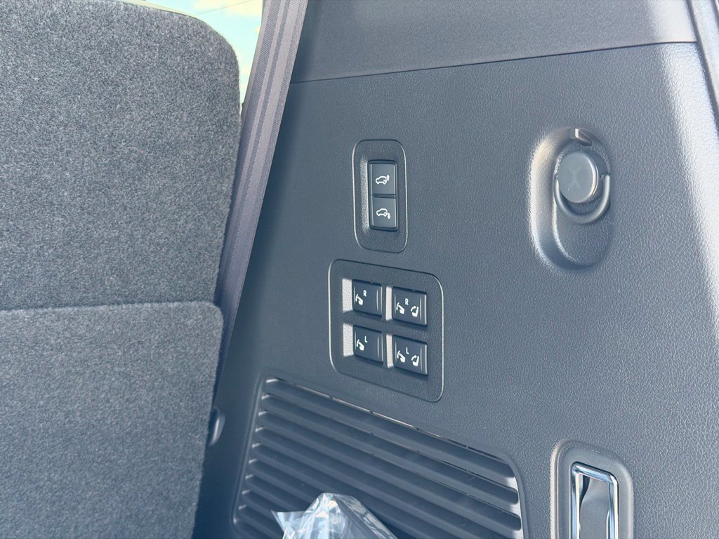 New 2026 Nissan Armada PRO-4X AWD/4WD image 36