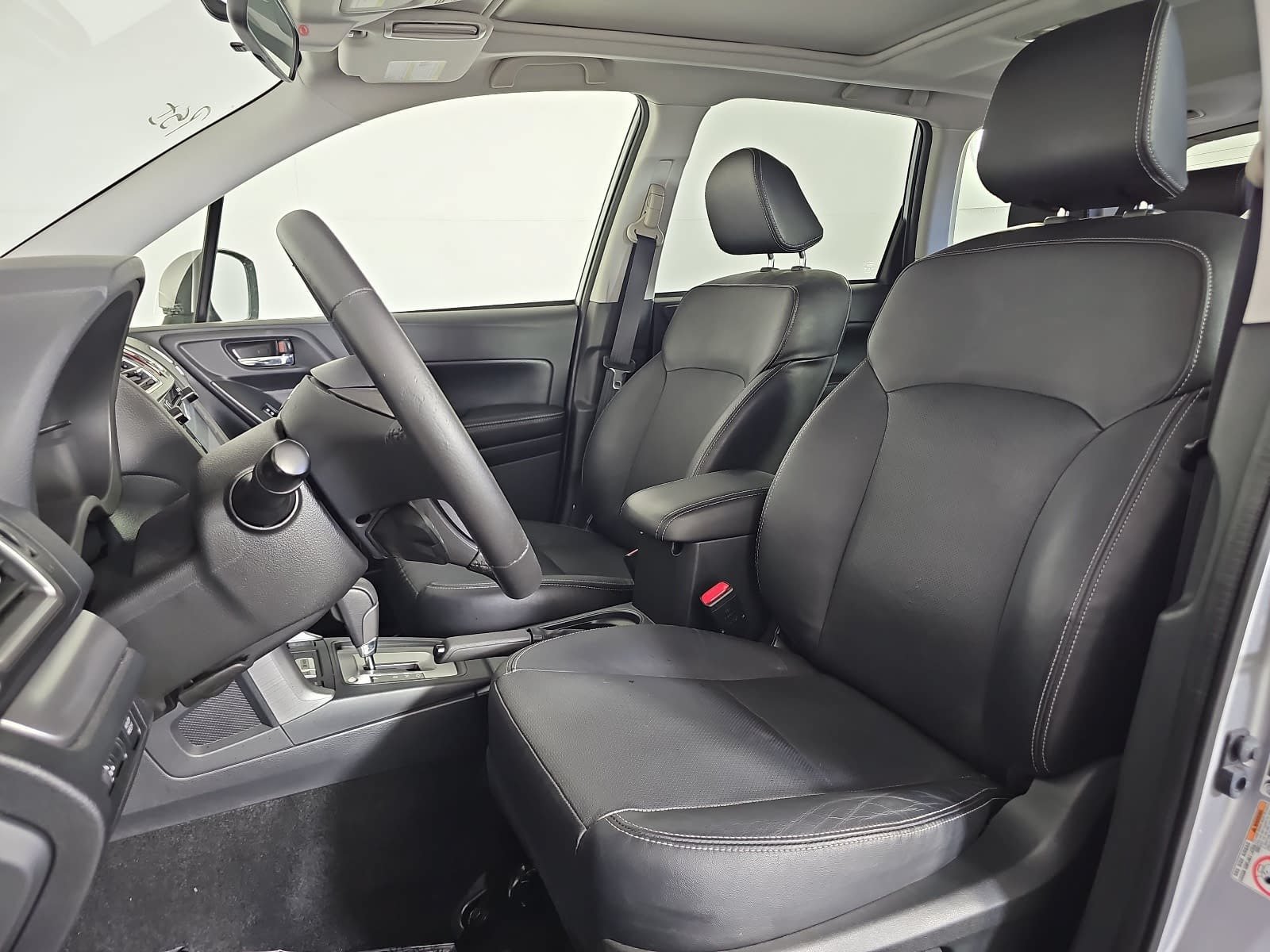 Used 2016 Subaru Forester 2.5i Limited AWD/4WD image 15